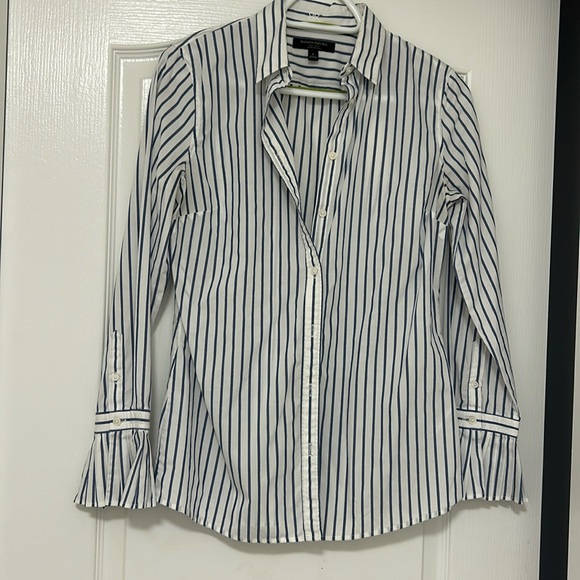 Ladies striped button down - Picture 1 of 4